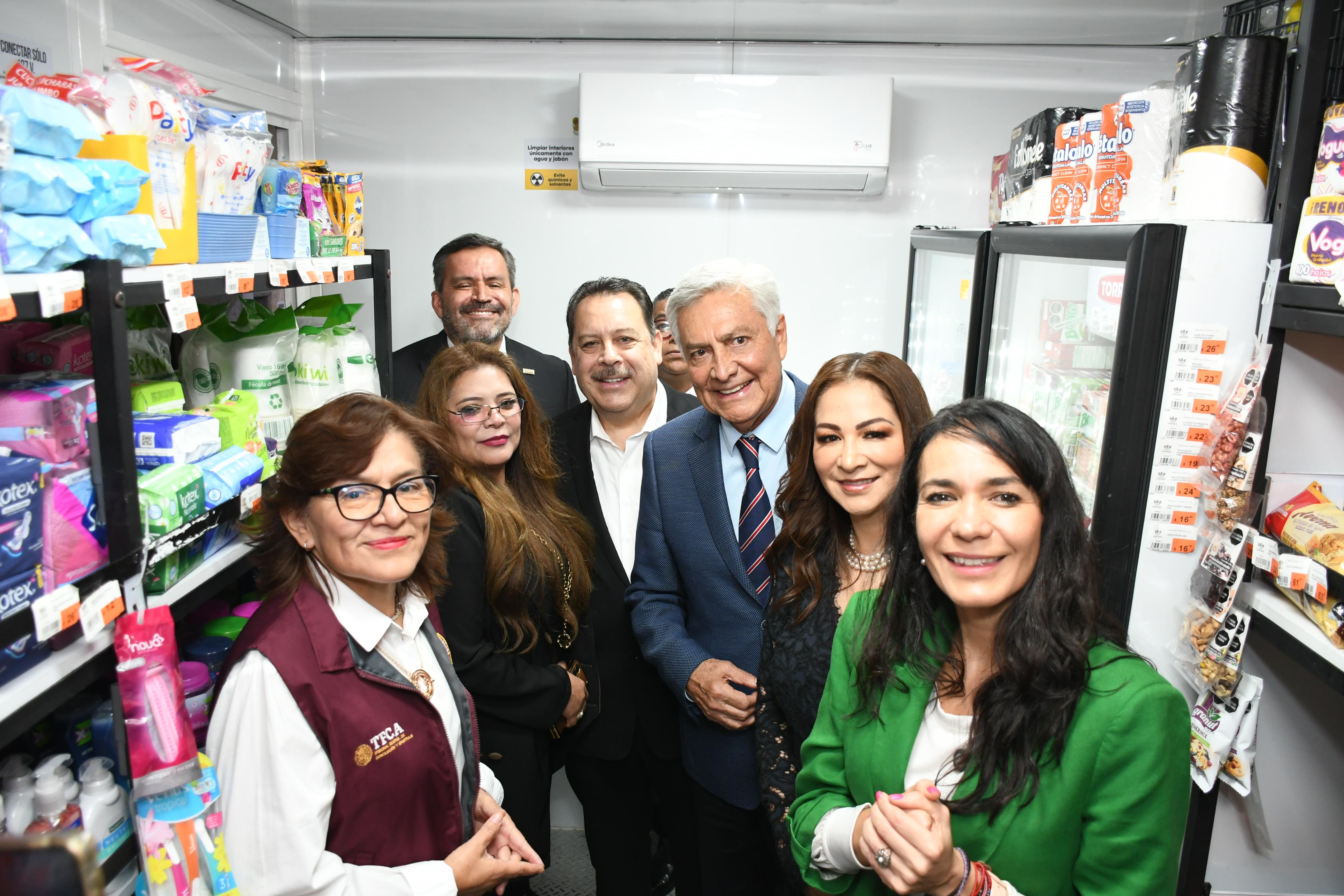 Inauguración de la Unidad Móvil de SuperISSSTE en el Tribunal Federal de Conciliación y Arbitraje